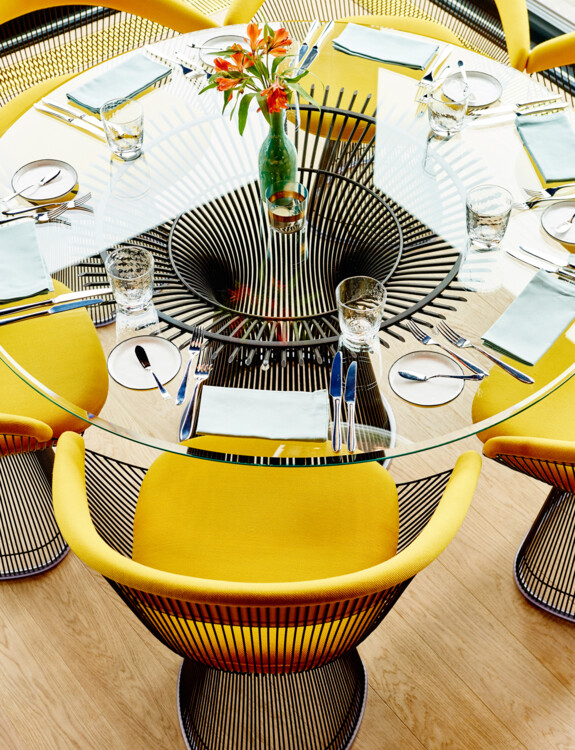 hotel-norderney-newwave-restaurant-oktopussy-gedecktertisch